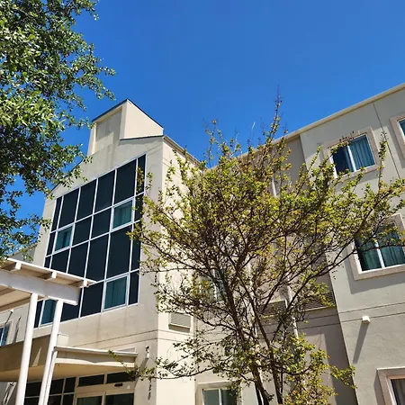 Baymont By Wyndham San Antonio Airport Hotel